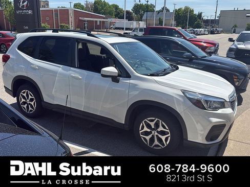 Used 2019 Subaru Forester Premium AWD/4WD image 1