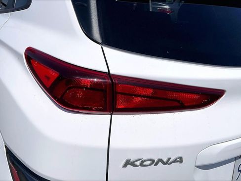 Used 2023 Hyundai Kona SE FWD image 30
