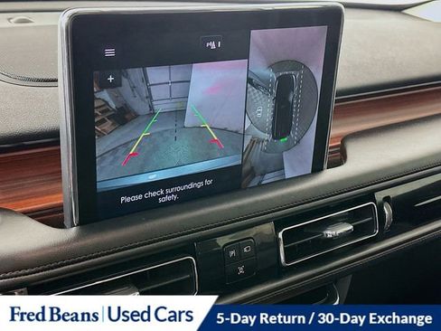 Certified 2023 Lincoln Aviator Reserve w/ Equipment Group 201A image 16