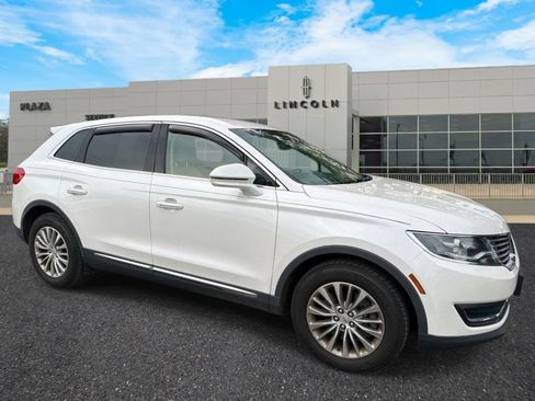 Used 2018 Lincoln MKX Select w/ Select Plus Package FWD image 1
