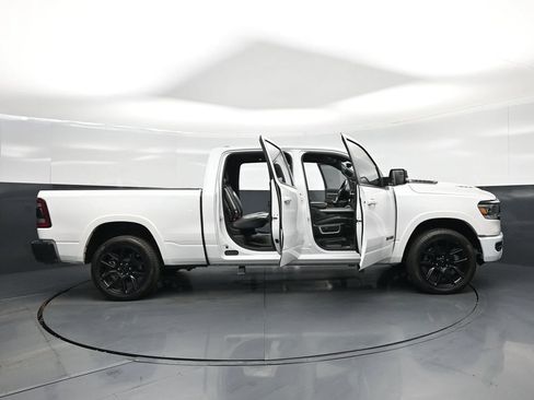 Used 2022 RAM 1500 Laramie AWD/4WD image 4