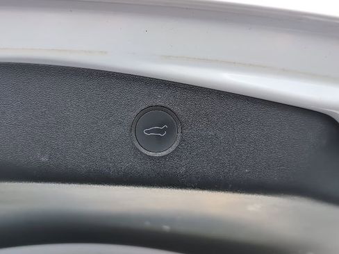 Used 2022 Tesla Model 3 Long Range image 25