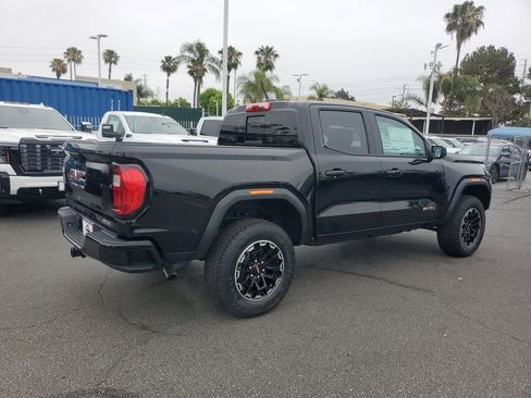 New 2026 GMC Canyon AT4 AWD/4WD image 4