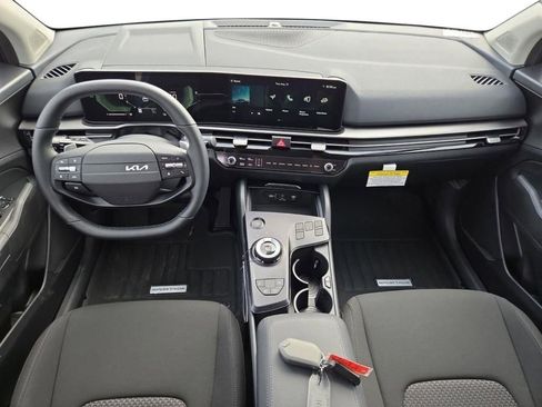 New 2026 Kia Sportage LX image 18