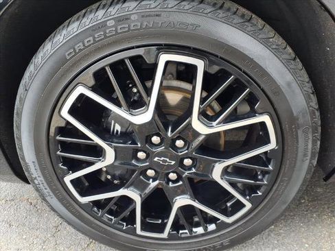 Certified 2023 Chevrolet Blazer RS w/ Driver Confidence II Package image 9