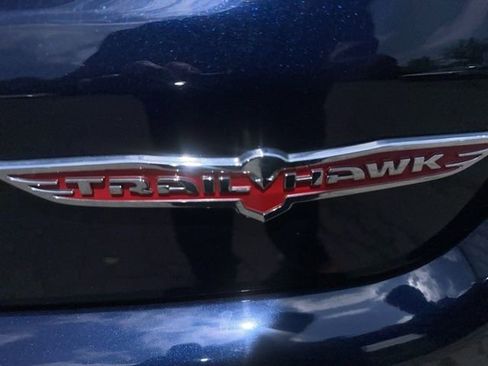 Used 2018 Jeep Compass Trailhawk AWD/4WD image 8