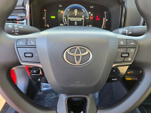 Used 2026 Toyota Camry LE image 22