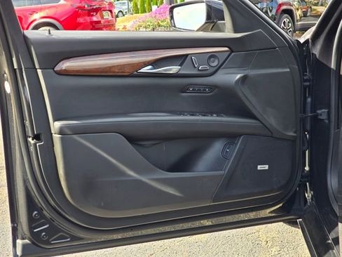 Used 2019 Cadillac CT6 Luxury w/ Driver Awareness Package image 19