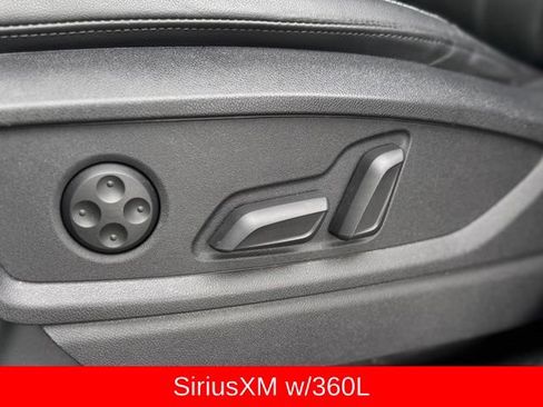 Used 2023 Audi Q5 2.0T Premium Plus w/ Premium Plus Package AWD/4WD image 12