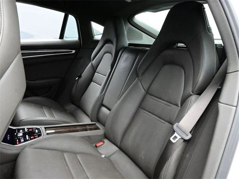 Used 2023 Porsche Panamera 4 image 14