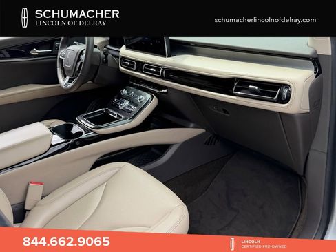 Certified 2022 Lincoln Nautilus FWD image 17