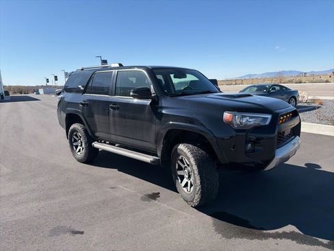 Used 2021 Toyota 4Runner TRD Off-Road Premium w/ Moonroof Package AWD/4WD image 7