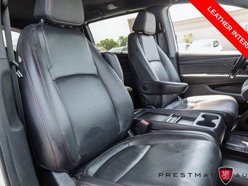 Used 2024 Honda Odyssey Sport image 4