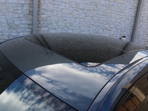 Used 2020 BMW X6 M50i w/ Executive Package image 4