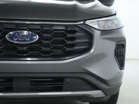 Used 2025 Ford Escape ST-Line FWD image 7