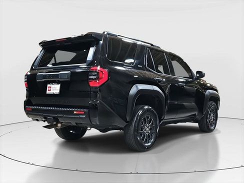 Certified 2025 Toyota 4Runner SR5 image 5
