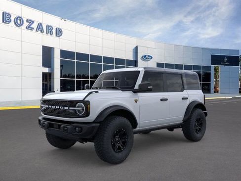 New 2025 Ford Bronco Badlands image 1