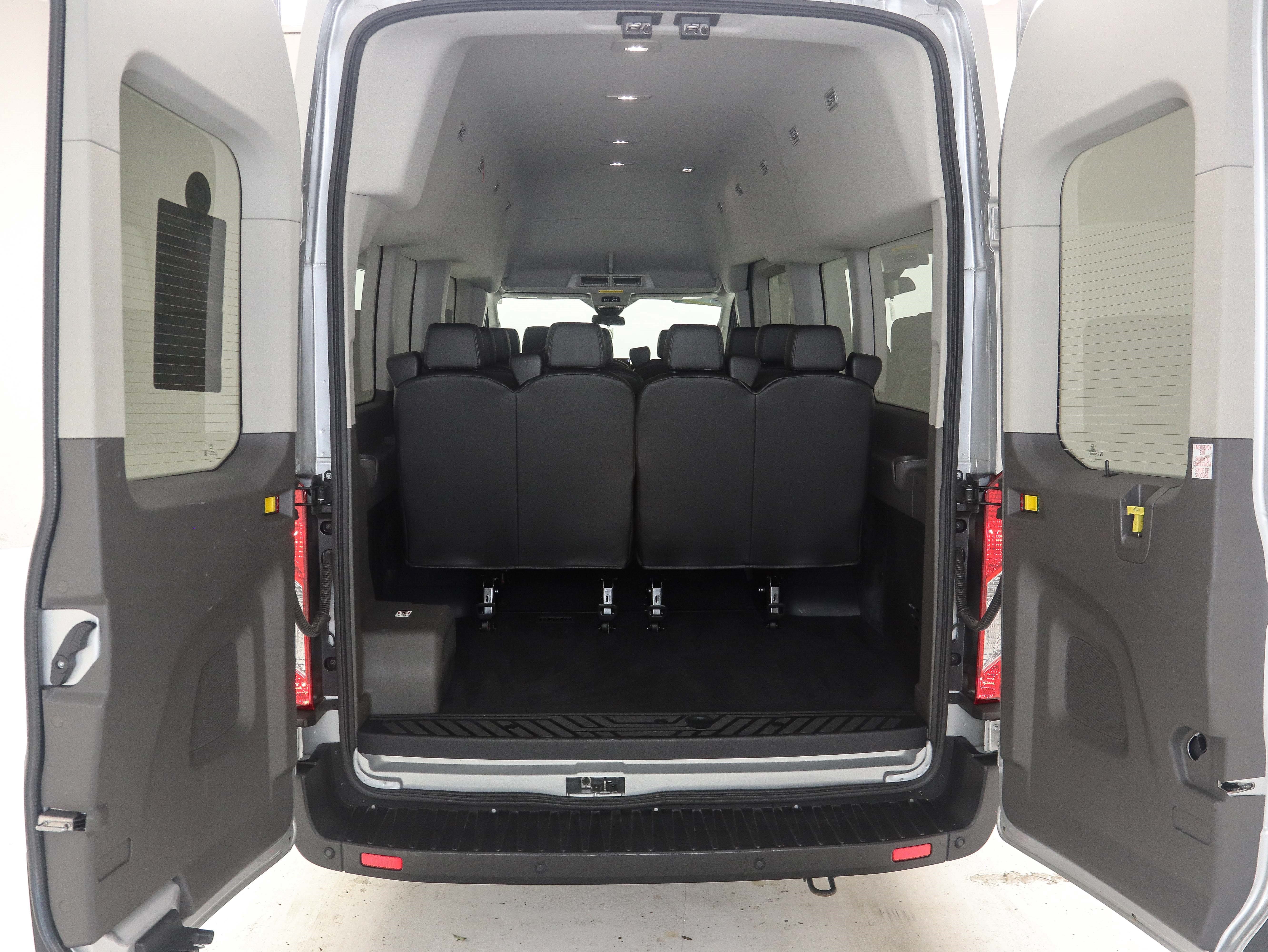 Used 2024 Ford Transit 350 XLT RWD image 11