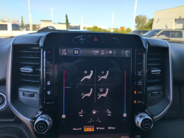 Used 2026 RAM 1500 4x4 Crew Cab image 20