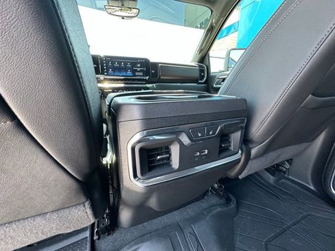 Used 2025 Chevrolet Silverado 3500 High Country w/ High Country Premium Package AWD/4WD image 34