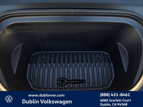 Used 2023 Tesla Model Y Long Range image 22