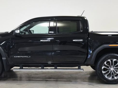 Used 2024 GMC Canyon Denali AWD/4WD image 7