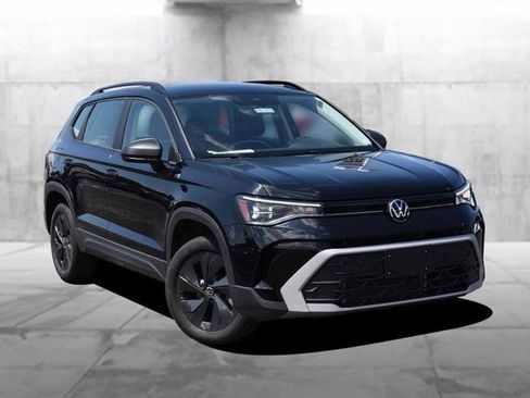 Certified 2025 Volkswagen Taos S FWD image 2