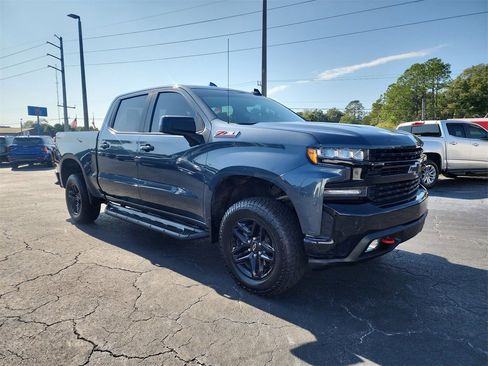 Used 2020 Chevrolet Silverado 1500 LT Trail Boss image 2