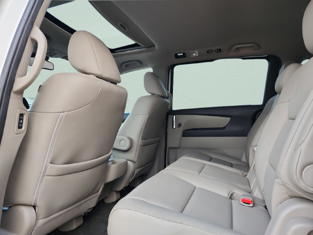 Used 2016 Honda Odyssey EX-L image 16