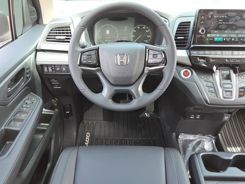 New 2026 Honda Odyssey EX-L image 13