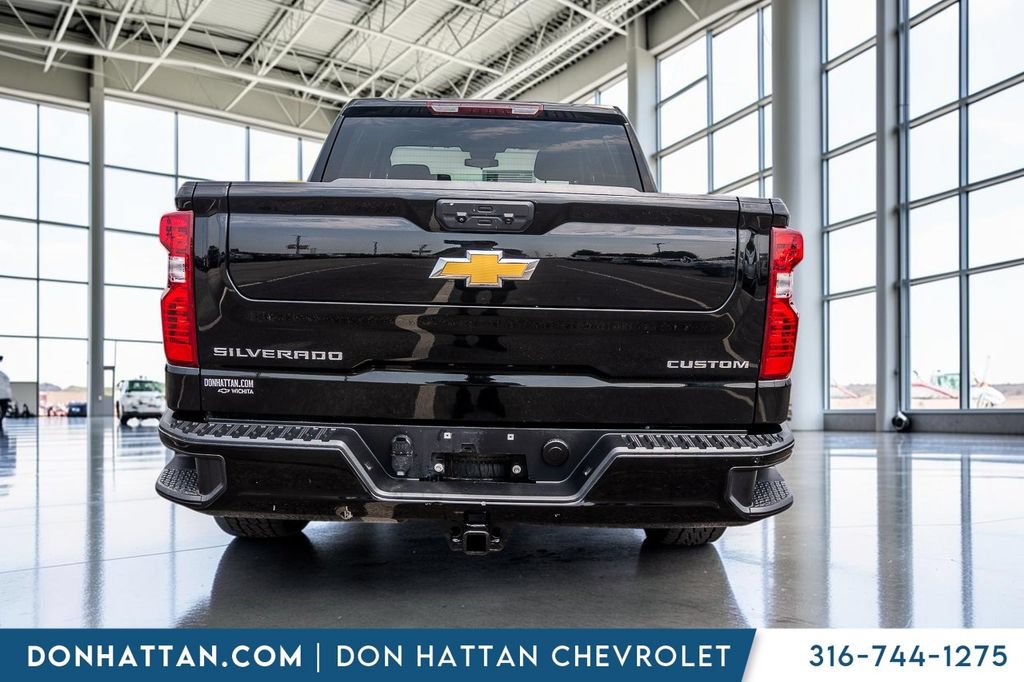 Used 2024 Chevrolet Silverado 1500 Custom AWD/4WD image 18