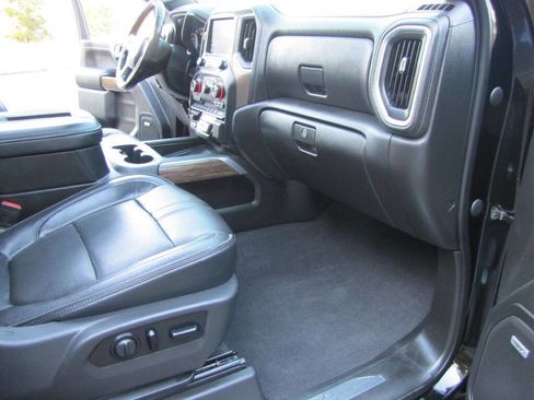 Used 2020 Chevrolet Silverado 3500 High Country image 21