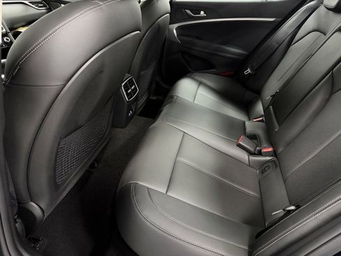 New 2026 Genesis G70 2.5T image 23