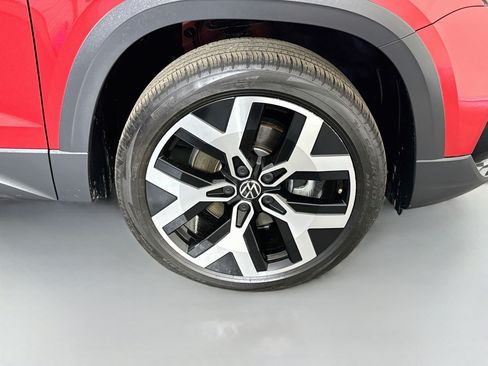 Used 2023 Volkswagen Taos SEL AWD/4WD image 32