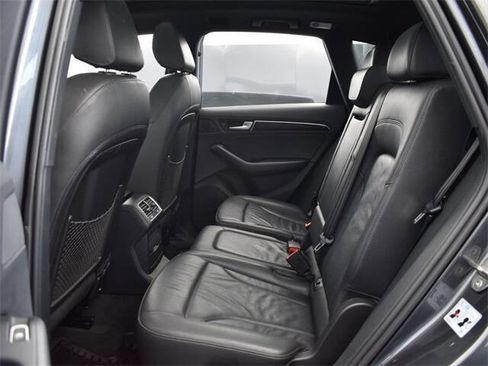 Used 2015 Audi Q5 2.0T Premium Plus w/ Technology Package image 6