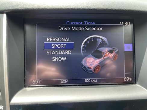 Used 2016 INFINITI Q50 Premium AWD/4WD image 25