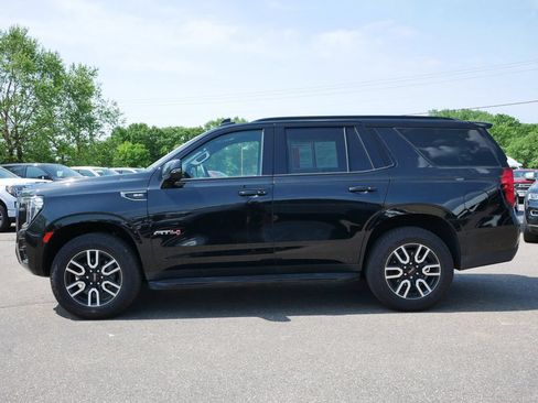 Used 2024 GMC Yukon AT4 AWD/4WD image 6