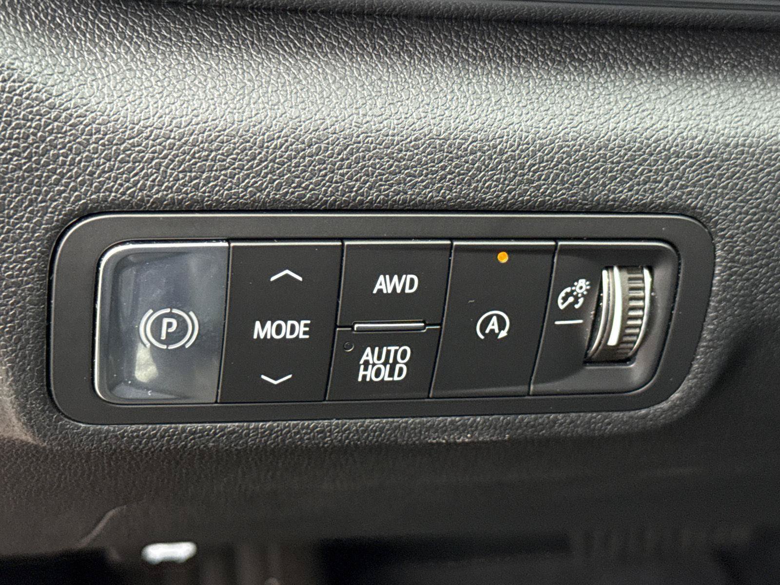 Used 2026 GMC Terrain Elevation w/ Elevation Premium Package AWD/4WD image 17