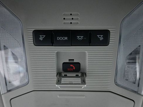 Used 2024 Toyota RAV4 XLE image 28