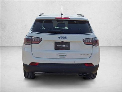 Used 2021 Jeep Compass Limited FWD image 7