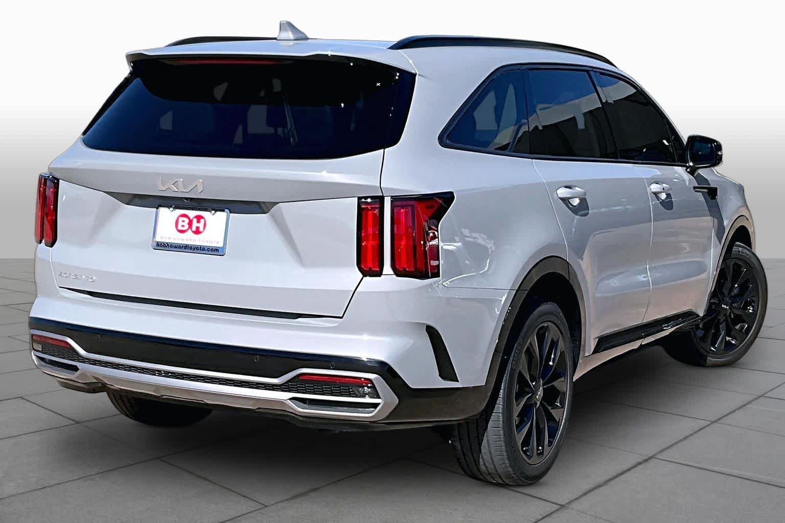 Used 2023 Kia Sorento SX FWD image 13