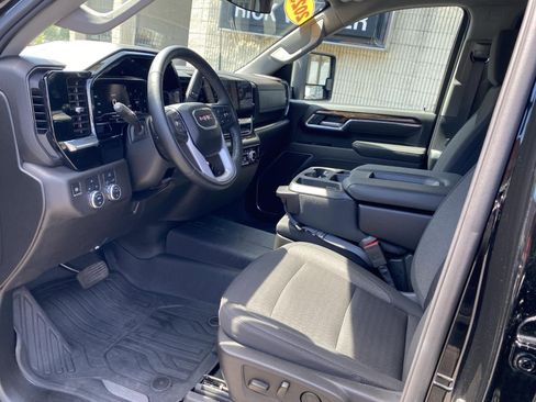 Certified 2025 GMC Sierra 2500 SLE AWD/4WD image 16