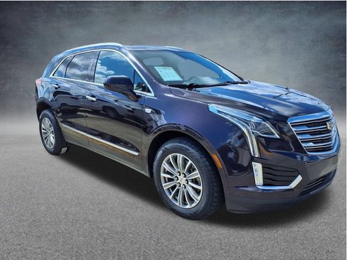 Used 2018 Cadillac XT5 Luxury FWD image 4