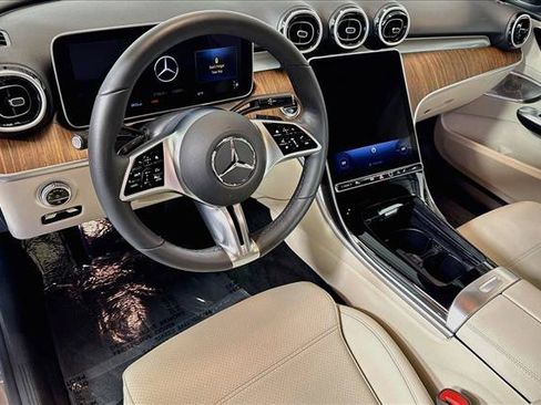 Used 2024 Mercedes-Benz C 300 Sedan image 9