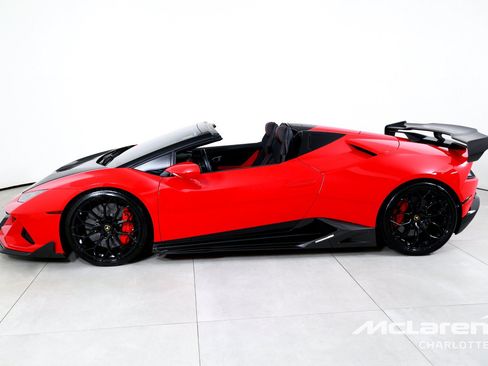 Used 2020 Lamborghini Huracan EVO AWD/4WD image 6