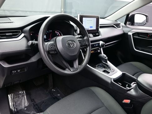 Used 2024 Toyota RAV4 LE image 12