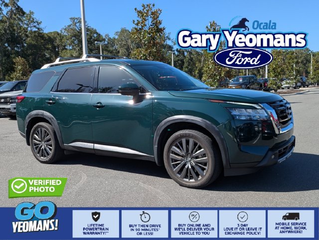 Used 2022 Nissan Pathfinder SL w/ SL Premium Package FWD image 1