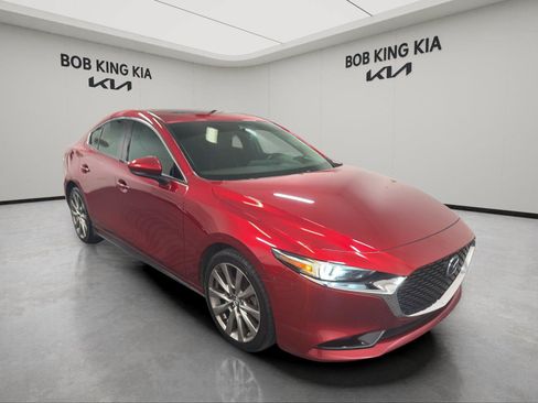 Used 2021 MAZDA MAZDA3 s FWD image 7