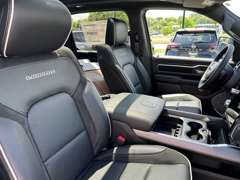 New 2026 RAM 1500 Laramie AWD/4WD image 15