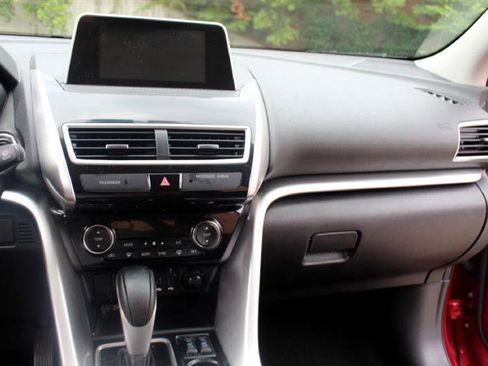 Used 2020 Mitsubishi Eclipse Cross image 18